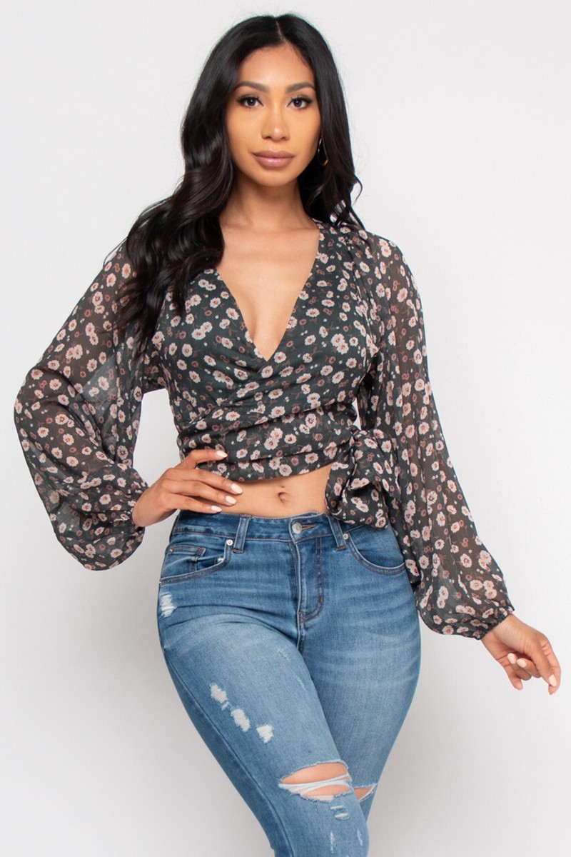 Women's new sling strapless long-sleeved chiffon shirt Women's new sling strapless long-sleeved chiffon shirt