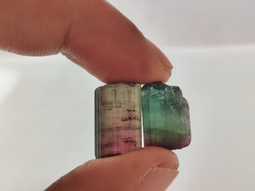 Fine Quality Natural Tourmaline Rough Gemstone 6.2 Grams Africa Pink & green - Picture 4 of 6
