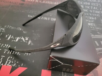 Rare Oakley Eye Jacket Redux Fingerprint Frame / Prizm Black