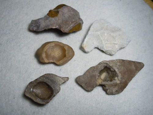 Oddity Notched Blade Flints As Found Lot Of 5 Kansas River Bed 99 Grams Total - Picture 7 of 12