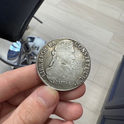 Coin 1835 Bolivia 8 Soles Bolivar - 第 4/5 張圖片