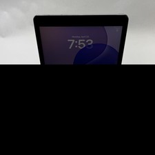 Broken WiFi Only Apple iPad 7th Gen 128GB 18.7.5 MW277LL/A /Screen Cracked