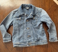 Cat and Jack Jean Jacket Girls Size 5T Love always Patch Work on Back