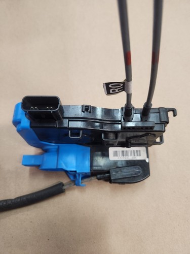 2012-2017 HYUNDAI VELOSTER FRONT RIGHT  DOOR LOCK LATCH OEM 2305681 - Picture 3 of 6