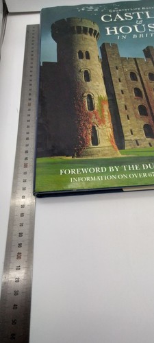 Country Life Book of Castles and Houses in Britain by Peter Furtado - Picture 22 of 24