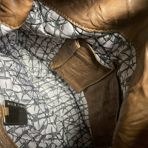 Bolso de Hombro Thomas Wylde Cubo Marrón Borlas Laterales Detalle Calavera Cuero Grande - Imagen 12 de 12