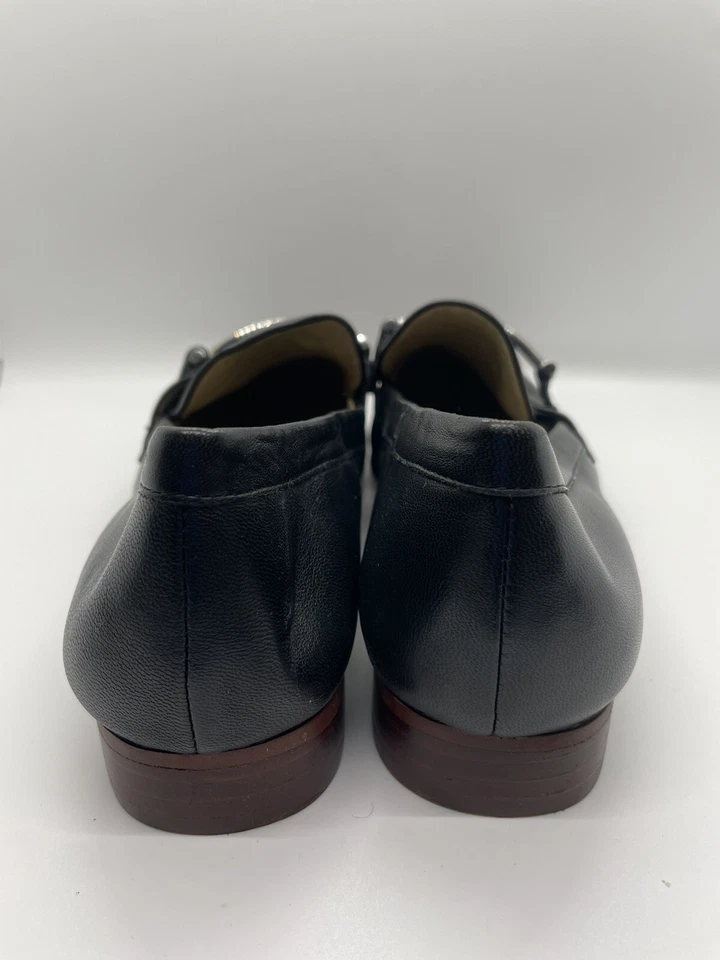 Mocasín Enzo Angiolini Taiden de cuero negro con barra plateada talla 8M Career Lux Foto 4 de 4