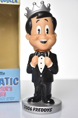 Funko Wacky Wobbler FREDDY SDCC black Tuxedo Limited 40 | eBay