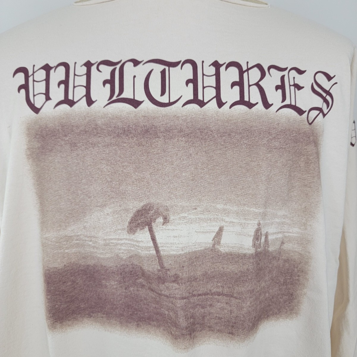 Yeezy YZY Gosha Vultures White Long T Shirt Size 3 XL / XXL Yeezy YZY Gosha Vultures White Long T Shirt Size 3 XL / XXL