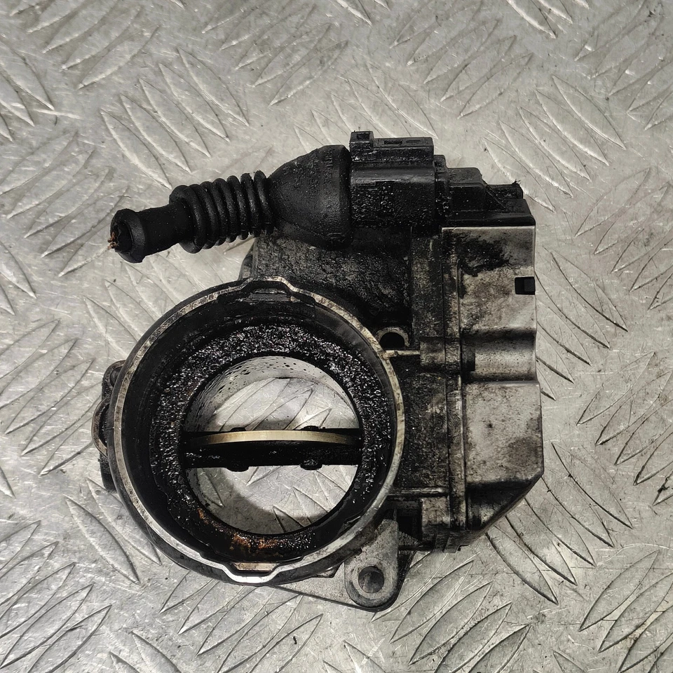 Volkswagen Passat B6 2008 1,9 TDI carrocería del acelerador A2C53099815 #1 Foto 2 de 4