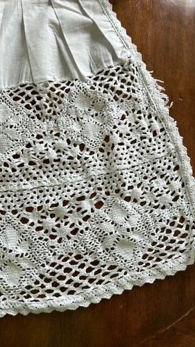 Crochet white S waist apron - Picture 5 of 6