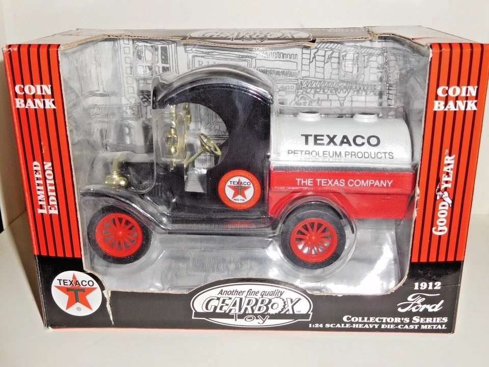 Gearbox 1912 Ford Oil Tanker (Texaco) Diecast Coin Bank Truck 1:24 - Image 2 of 4