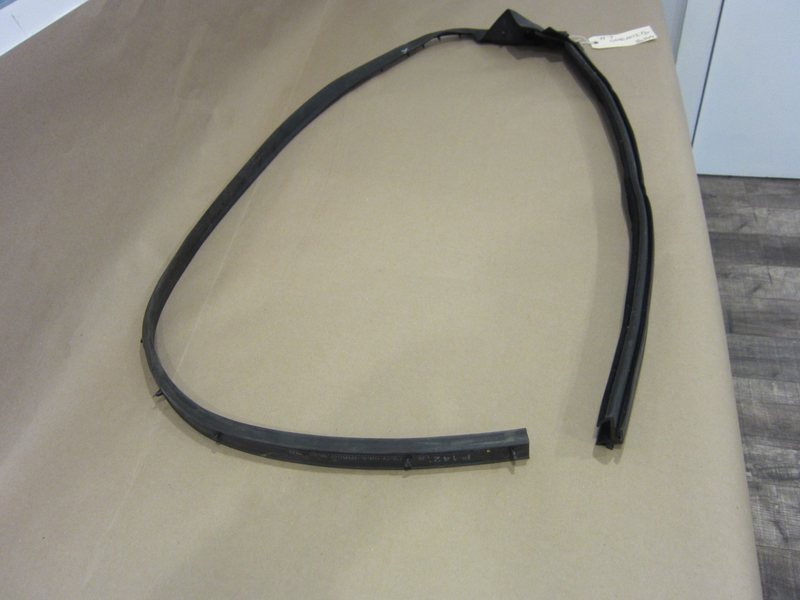 Ferrari 458 - LH Door Inner Edge  Gasket / Seal / Rubber Part# 81304700