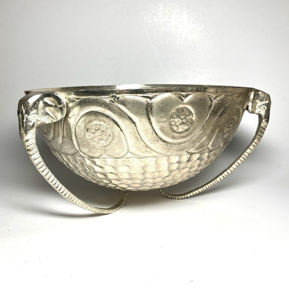 Taneez Pakistan Silver Tone Decorative Relief Elephant Head Taneez Pakistan Silver Tone Decorative Relief Elephant Head