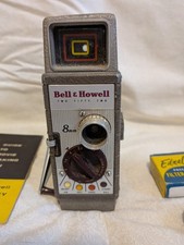 Vintage Bell and Howell Model 252 8 mm camera - untested