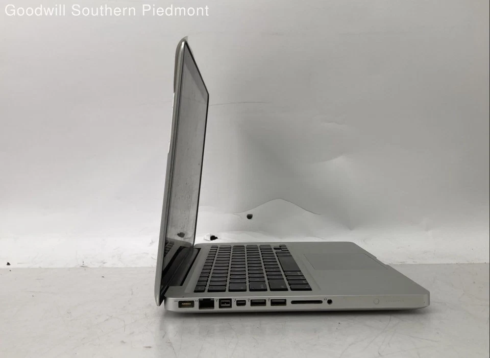 Apple MacBook Pro Early 2011 13" Intel Core i5-2415M 2.30GHz 4GB RAM 320GB HDD - image 4 of 4