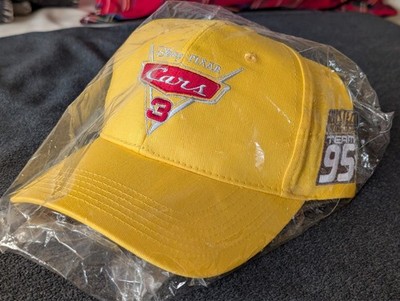 Disney Pixar Cars 3 Cap Gelb   Rusteze Racing Center Team 95   NEU & OVP & RAR