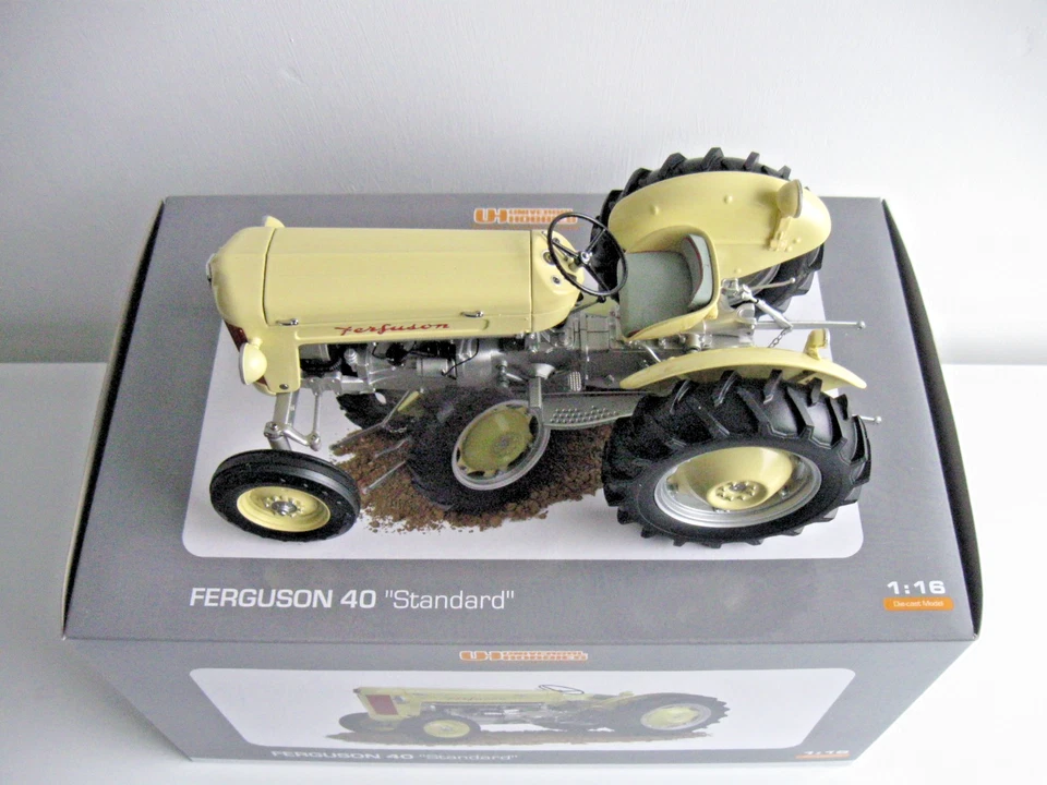 FERGUSON 40 STANDARD UH UNIVERSAL HOBBIES 1:16 SCALE TRACTOR YELLOW RED - Image 3 of 4