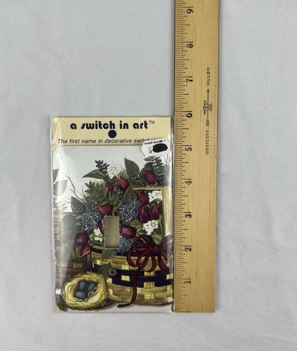 2 NOS A Switch In Art Laurie Korsgaden Decorative Light Switch Plate Covers - Picture 3 of 6