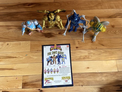 Serie completa 1 - Mighty Morphin Power Rangers 4 alieni spaziali malvagi + backboard - Foto 3 di 6
