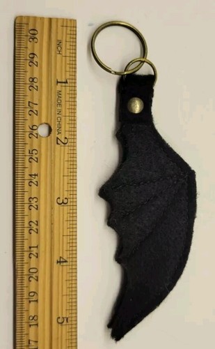 Handmade Felt Bat Wings Keychain Fob - Picture 8 of 8