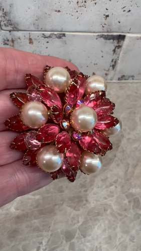 Vintage Faux Pearls Pink Layered Domed Navette Glass Rhinestone Brooch AU-19 - Video 1 of 1