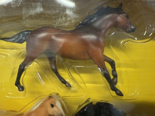 Breyer Seabiscuit Stablemates Neu in OVP M War Admiral Pumpkin Rennpferd Set Nr. 10103 - Bild 2 von 5