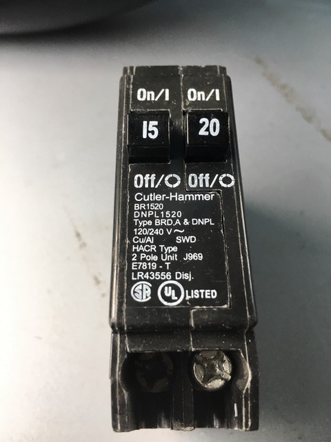 NEW CUTLER HAMMER BR1520 CIRCUIT BREAKER 15//20 AMP TWIN POLE 120//240 VAC