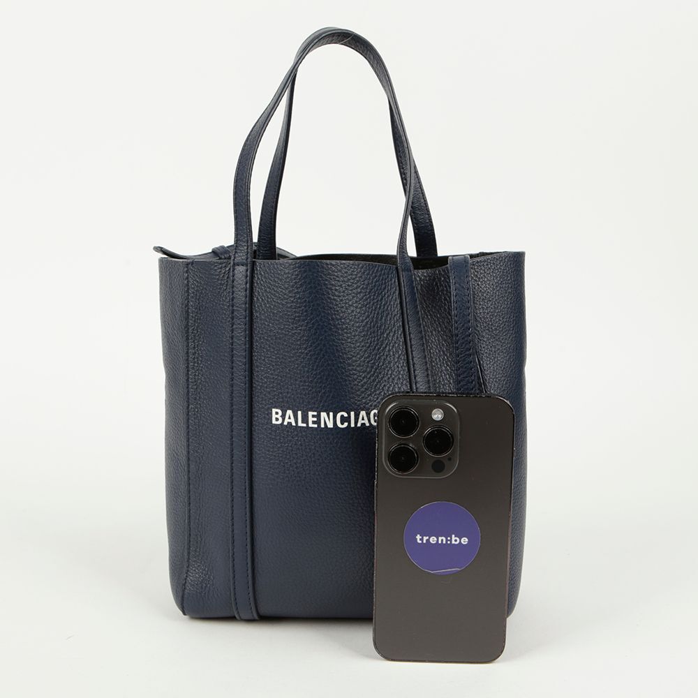 【Balenciaga】SALE!! 551810 D6W2N Everyday Tote Bag XS Balenciaga Everyday XS North-South Tote Bag | Black | FARFETCH