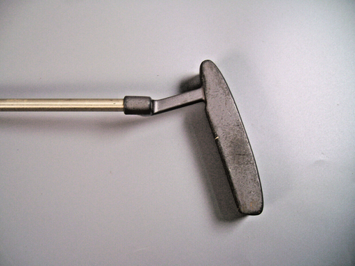 Tour Edge Reaction 928 Putter RH 34" Titanium Shaft RH Grip is good Nice Club - Picture 2 of 5