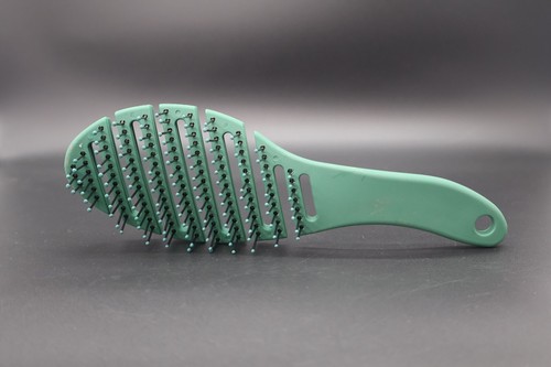 Novelty Nest Bendable Brush Strong and Durable After Shower Brush Unique Design - Picture 4 of 9