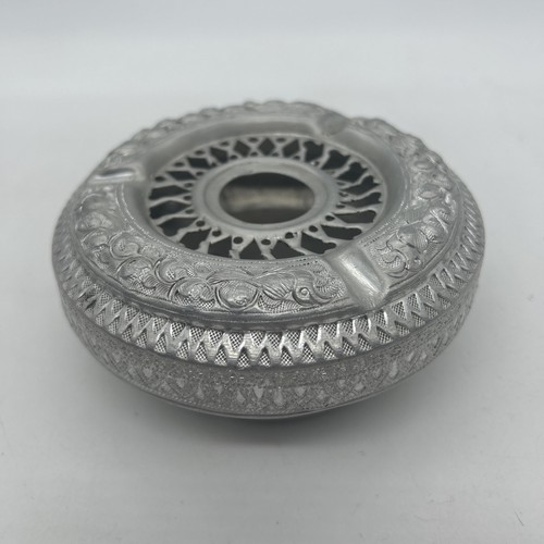 Vintage Embossed Birds Aluminium Metal Ashtray Ornate Thai Sea Lion Branded - Picture 13 of 17