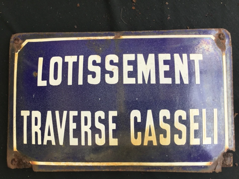 Antiguo letrero de calle francés de metal convexo y esmalte vítreo en el medio ¡oxidado! Foto 2 de 4