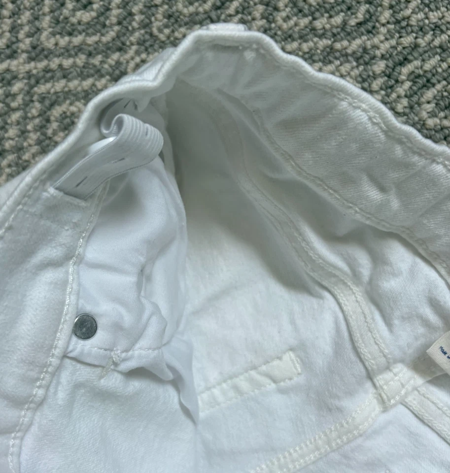 J.Crew Crewcuts, talla 10, niñas, dobladillo crudo, jean denim blanco Foto 4 de 4