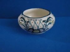 EUROPEAN LIKE ROUND POTTERY OPEN SALT CELLAR w/FRUIT DESIGNS & a GREEN RIM