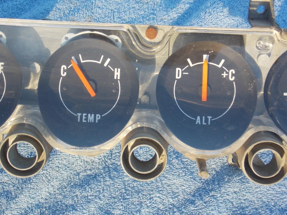 Velocímetro Plymouth Cuda Barracuda 1970-1974 Foto 3 de 4