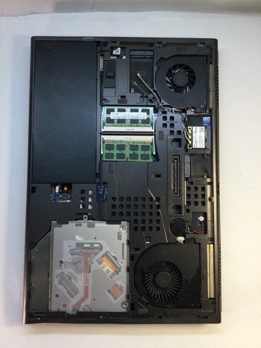 Dell Precision M4700 15" Laptop Intel Core i7-3740QM @ 2.7 GHz-BOOTS/C-GRADE- MZ - Picture 8 of 8