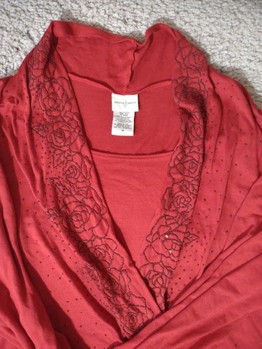 3xl Jaclyn Smith Red Robe Like Pullover With Inner Lining Small Bead Flowers - Picture 3 of 17