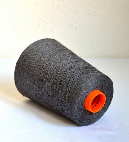 100% natural linen yarns, 1.1 lb / 500 grams cone, 3 ply - Picture 3 of 3