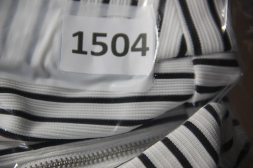 Ci sono Shorts Women's Sz L Black White Stripe Short Zipper Back Zip #1504 - Picture 15 of 15
