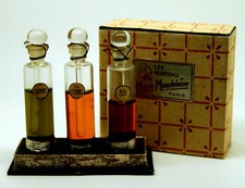 Présentoir ancien Marie Magdeleine avec ses 3 flacons-tiges