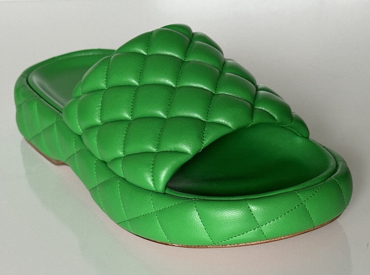 NIB $1450 Bottega Veneta Green Quilted Leather Padded Sandals 9 US