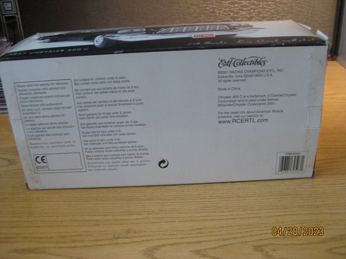 1/18 1957 CHRYSLER 300 C IN BLACK BY ERTL / RACING CHAMPIONS UPC #32503 - Picture 5 of 23