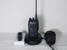 Motorola HT750 UHF 403-470mhz 16ch Portable analog radio wide/narrow new battery
