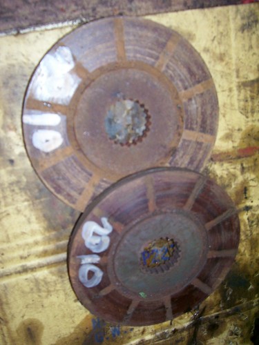 VINTAGE JOHN DEERE 2010 RU GAS TRACTOR - 2 BRAKE DISCS- 1965