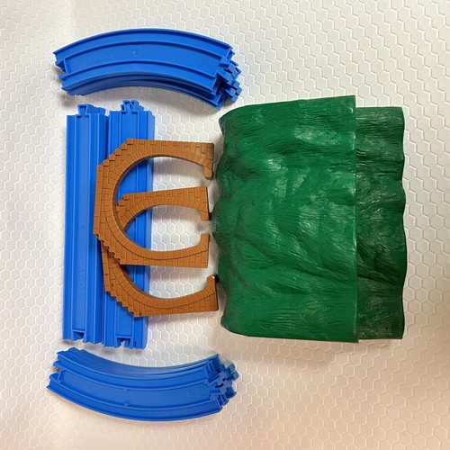 Thomas & Friends Trackmaster Lot TOMY Blue Track Oval Set With Tunnel - Picture 5 of 5