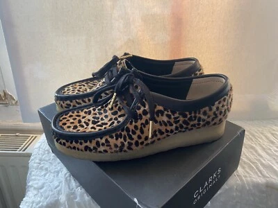 Clarks Wallabee