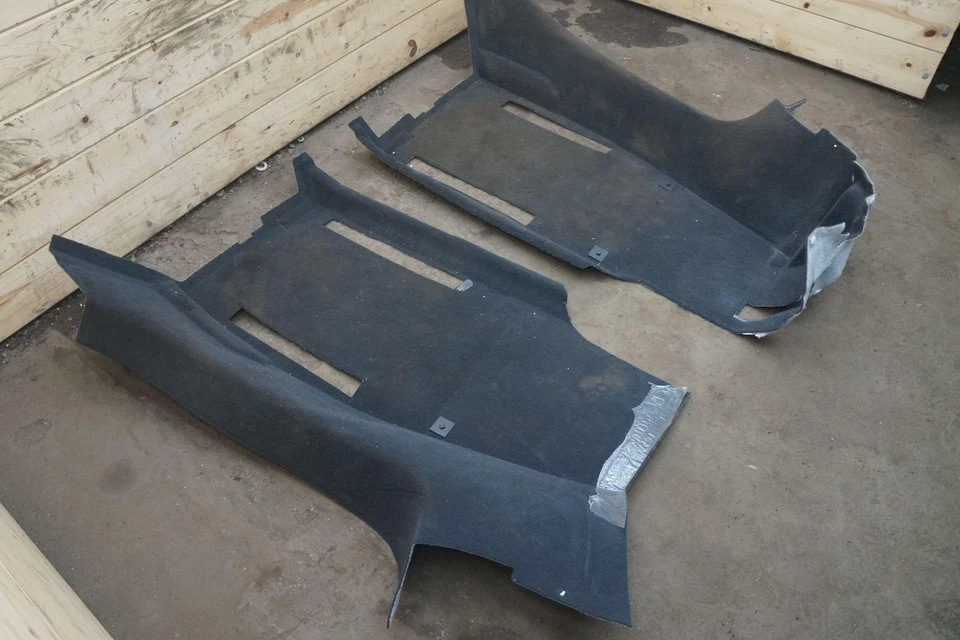 Juego 2 alfombras de piso delantero izquierdo derecho forro 11N2897CP OEM McLaren MP4-12C Foto 3 de 4