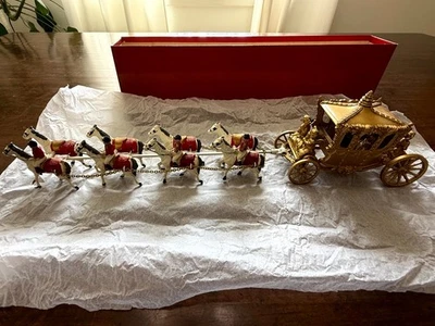 Lesney Toys Large Coronation Coach RARE with King & Queen Cast Inside with Box - Image 1 of 4