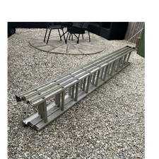 Aluminium Extension Ladder 14 Step, 120kg Load, 3.8m Reach, Silver